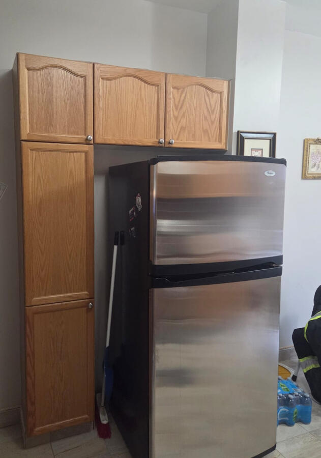 Small Pantry Before Hiring us